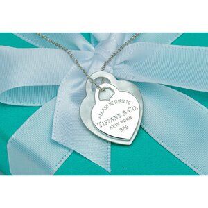 Tiffany & Co. Return to Tiffany Double Heart Tag Silver Mother of Pearl Necklace